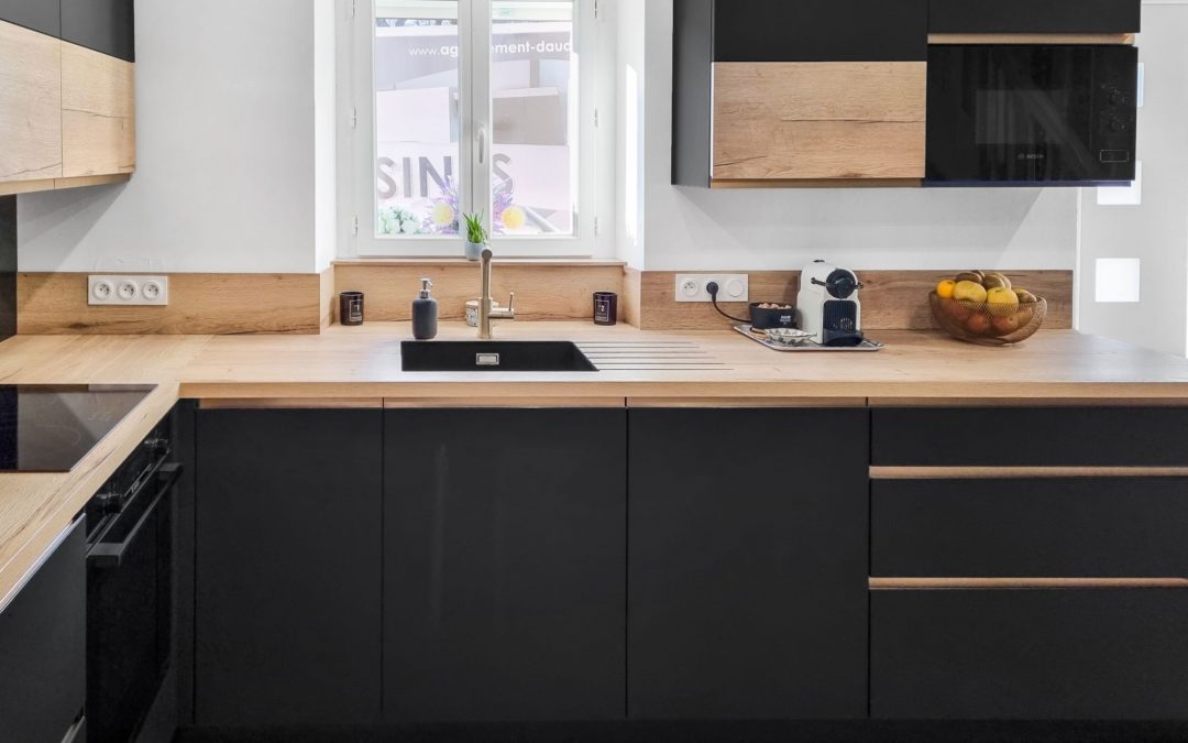 Cuisine moderne noire à Tartas