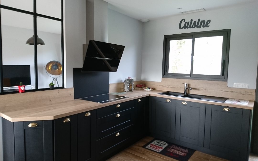 Cuisine bistrot avec verrière à Saint-Sever